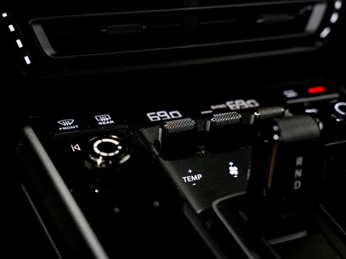 Used 2020 Porsche 911 Carrera S image 15