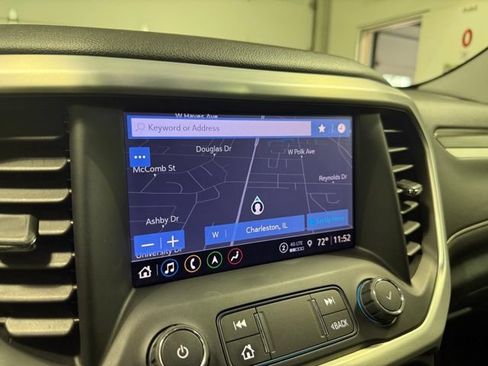 Certified 2021 GMC Acadia SLT w/ Elevation Edition FWD image 22