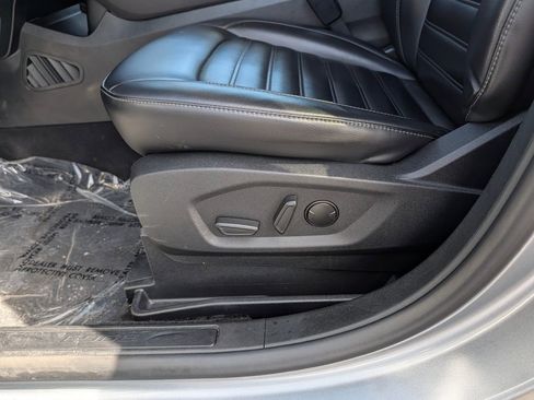 Used 2024 Ford Edge SEL image 29