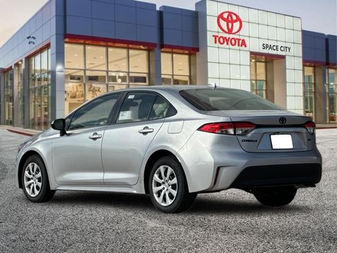 New 2026 Toyota Corolla LE FWD image 4