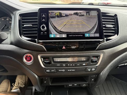 Used 2025 Honda Ridgeline TrailSport image 33