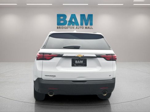 Certified 2023 Chevrolet Traverse LT FWD image 5
