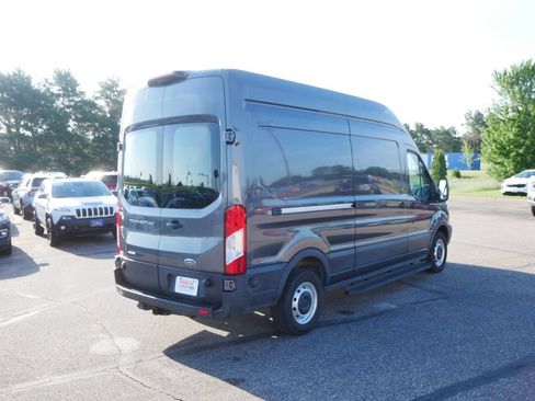 Used 2019 Ford Transit 250 148 High Roof RWD image 5