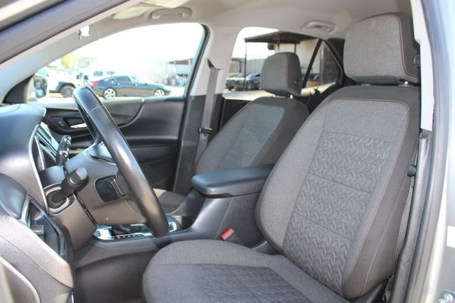 Used 2024 Chevrolet Equinox LT AWD/4WD image 32