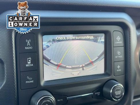 Used 2019 Jeep Wrangler Unlimited Sport image 18