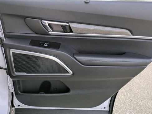 Used 2022 Kia Telluride EX w/ EX Premium Package image 36