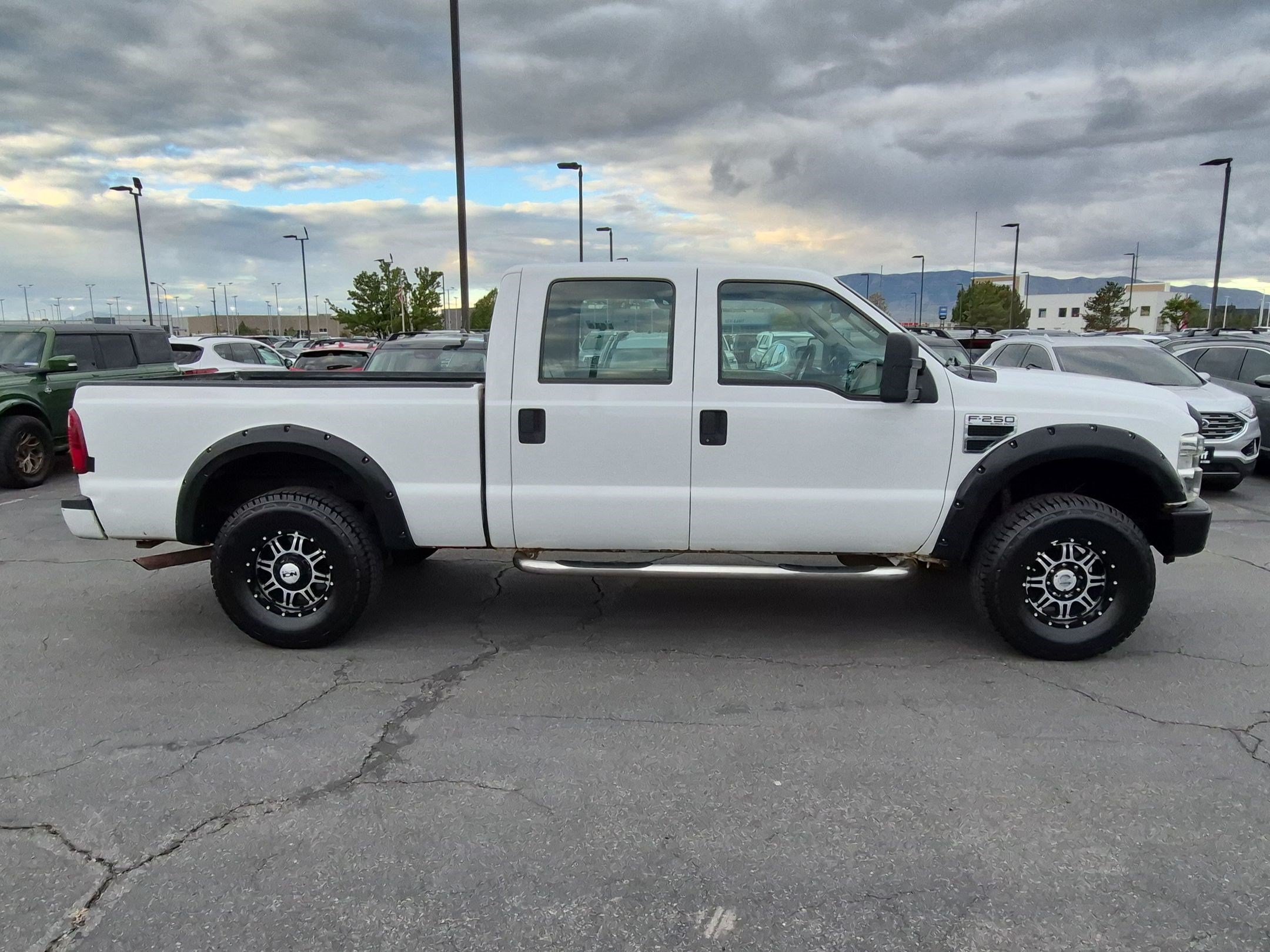 Used 2008 Ford F250 XL AWD/4WD image 2