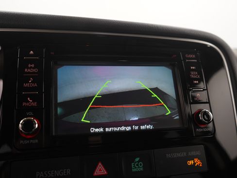 Used 2017 Mitsubishi Outlander ES FWD image 27