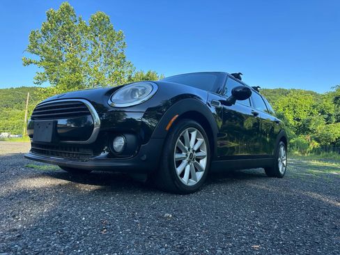 Used 2016 MINI Cooper Clubman image 8