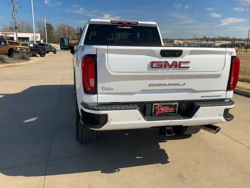 Used 2022 GMC Sierra 2500 Denali w/ Denali Ultimate Package image 7
