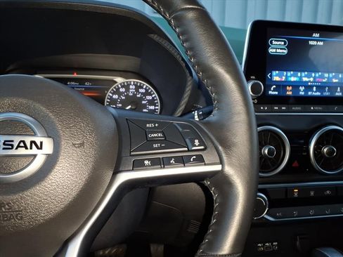 Used 2022 Nissan Sentra SV image 29