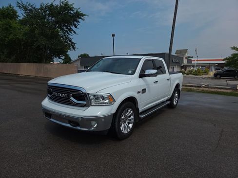 Used 2018 RAM 1500 Laramie Longhorn w/ Convenience Group AWD/4WD image 2