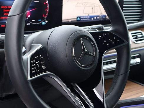 Certified 2025 Mercedes-Benz GLE 450 4MATIC Coupe image 20