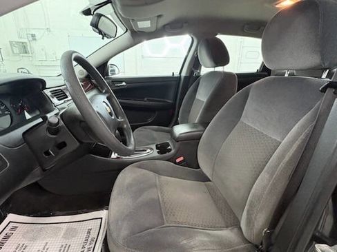 Used 2011 Chevrolet Impala LS image 10