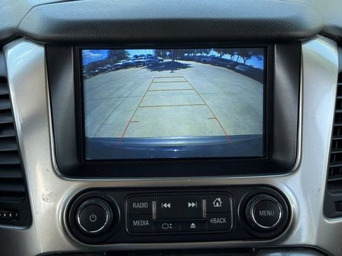 Used 2019 Chevrolet Tahoe LT w/ Off-Road Package AWD/4WD image 18