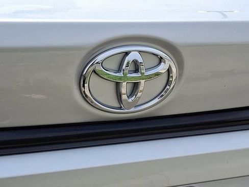 Used 2024 Toyota Corolla LE FWD image 28