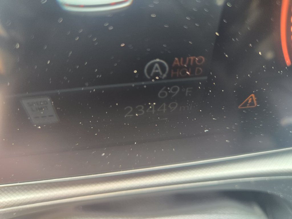 Used 2025 Hyundai Santa Fe SEL FWD image 12