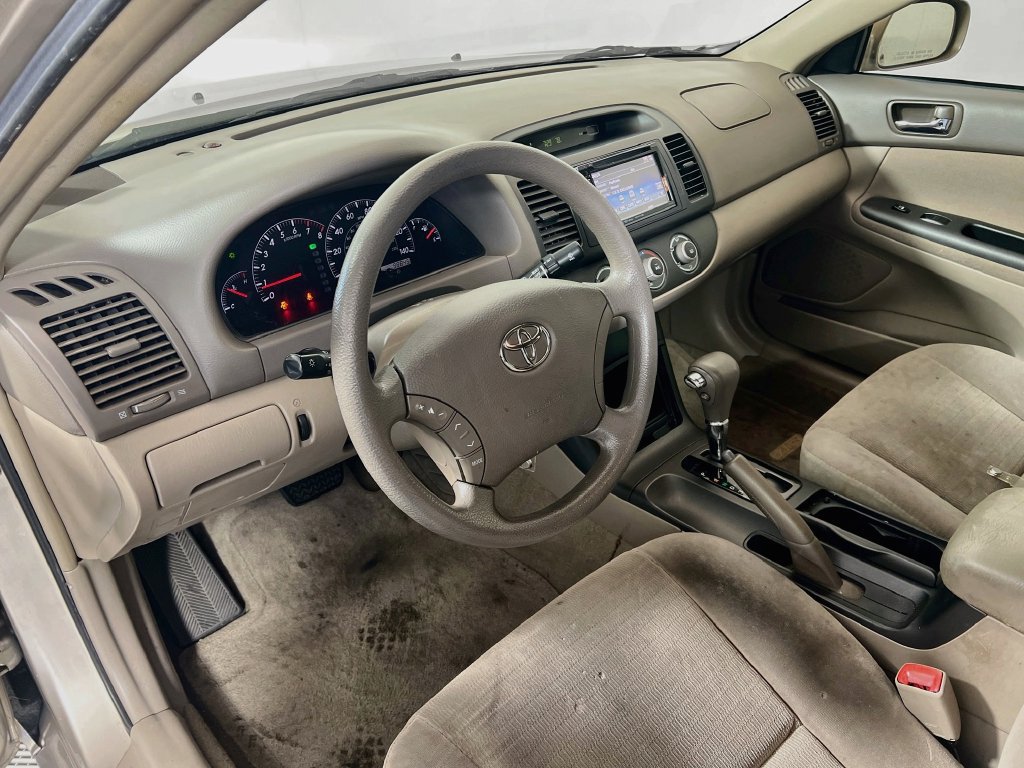 Used 2006 Toyota Camry LE FWD image 6