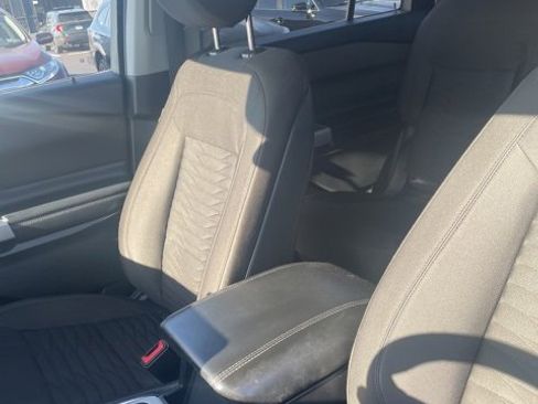 Used 2020 Ford Explorer XLT w/ Comfort Package image 13