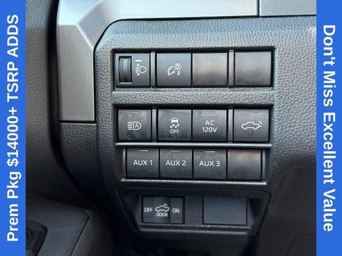 Used 2024 Toyota Tacoma TRD Sport w/ TRD Sport Premium Package AWD/4WD image 30