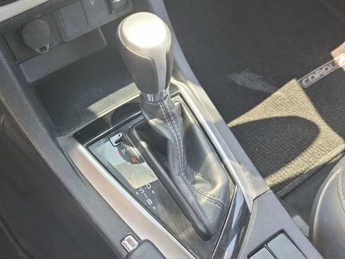 Used 2019 Toyota Corolla LE FWD image 14