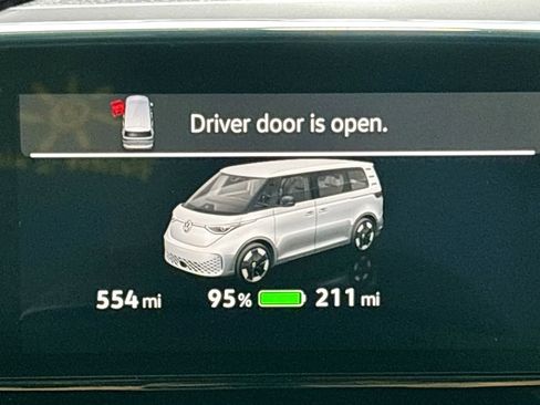 Certified 2025 Volkswagen ID. Buzz Pro S Plus AWD/4WD image 15
