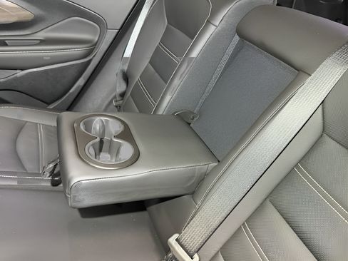 Used 2023 GMC Terrain Denali AWD/4WD image 29