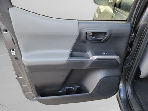 Used 2019 Toyota Tacoma SR5 image 26