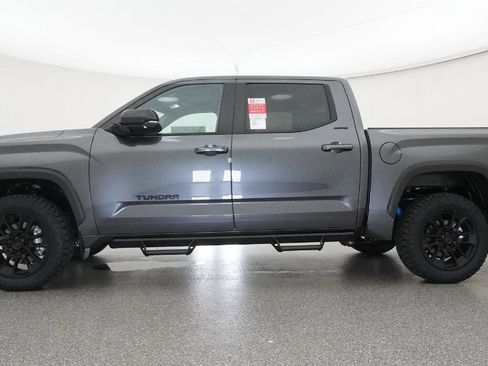 New 2026 Toyota Tundra Limited AWD/4WD image 16