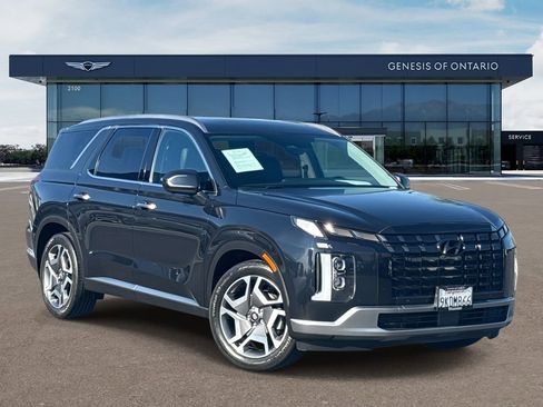 Used 2024 Hyundai Palisade Limited image 1