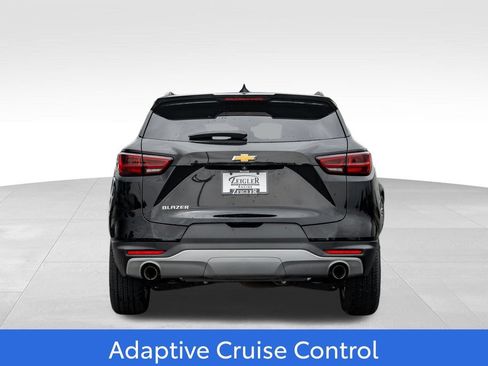 Used 2023 Chevrolet Blazer LT w/ Convenience Package FWD image 6
