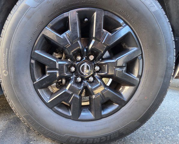 Used 2023 Nissan Frontier SV w/ Midnight Edition Package AWD/4WD image 3