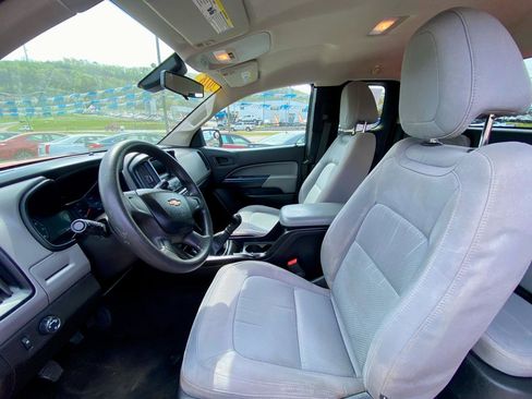Used 2016 Chevrolet Colorado W/T RWD image 12
