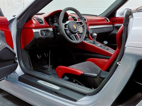 Used 2016 Porsche Boxster Spyder RWD image 77