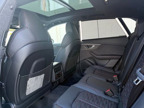 New 2026 Audi RS Q8 performance image 37