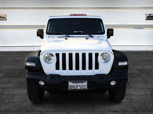 Used 2018 Jeep Wrangler Unlimited Sport S AWD/4WD image 2