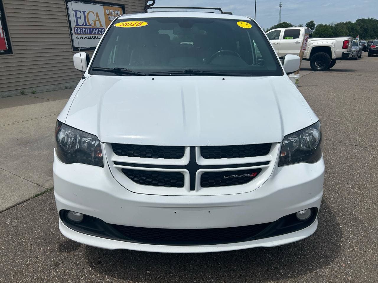 Used 2018 Dodge Grand Caravan GT FWD image 2
