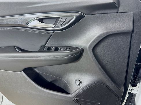 Used 2023 Buick Envision Preferred image 16