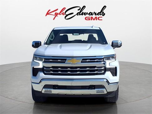 Used 2024 Chevrolet Silverado 1500 LTZ w/ LTZ Convenience Package II image 2