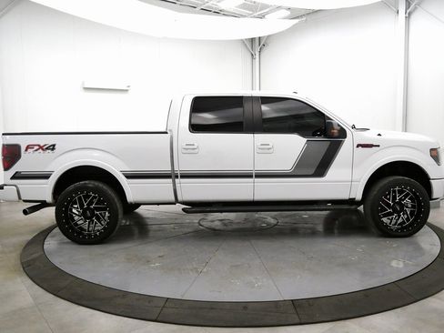 Used 2014 Ford F150 FX4 w/ Equipment Group 402A Luxury image 8