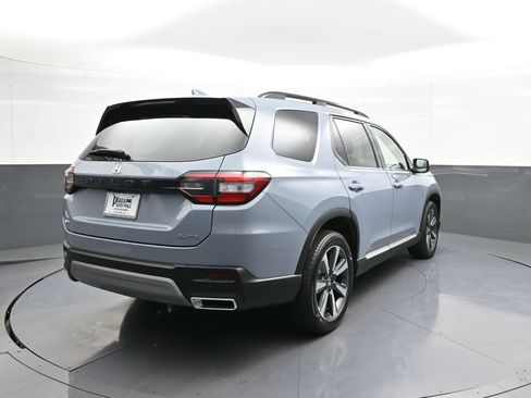 Certified 2024 Honda Pilot Elite image 6