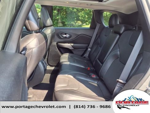 Used 2021 Jeep Cherokee Limited image 13