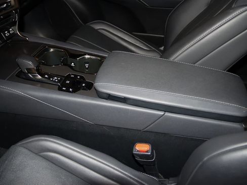 Used 2024 Lexus RX 350 F Sport w/ Convenience Package image 38