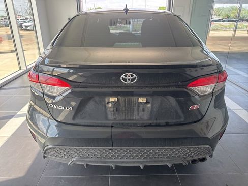 Used 2020 Toyota Corolla SE image 3