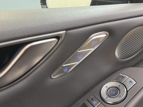 Certified 2025 Genesis G80 3.5T Sport Prestige AWD/4WD image 13