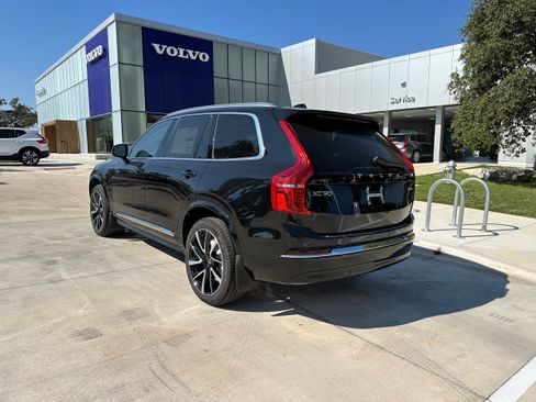 New 2025 Volvo XC90 B6 Plus w/ Protection Package Premier AWD/4WD image 4