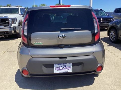 Used 2015 Kia Soul FWD image 11