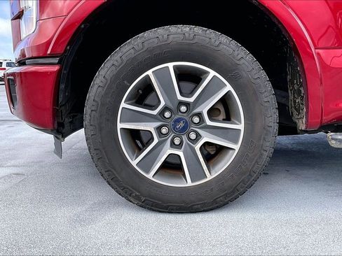 Used 2016 Ford F150 XLT w/ Equipment Group 302A Luxury image 8