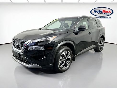 Used 2023 Nissan Rogue SV w/ SV Premium B Package image 5