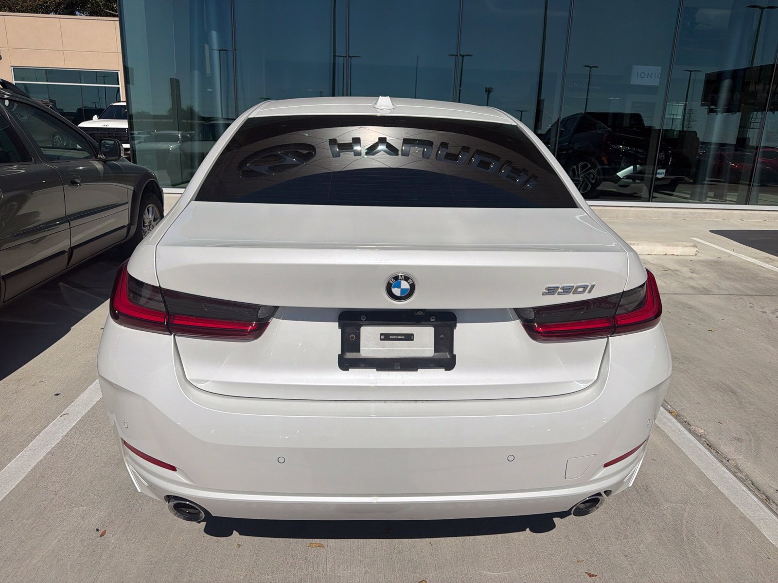 Used 2024 BMW 330i Sedan w/ Convenience Package RWD image 6